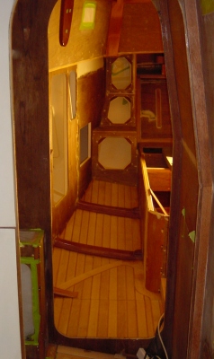Aft cabin sole starboard side